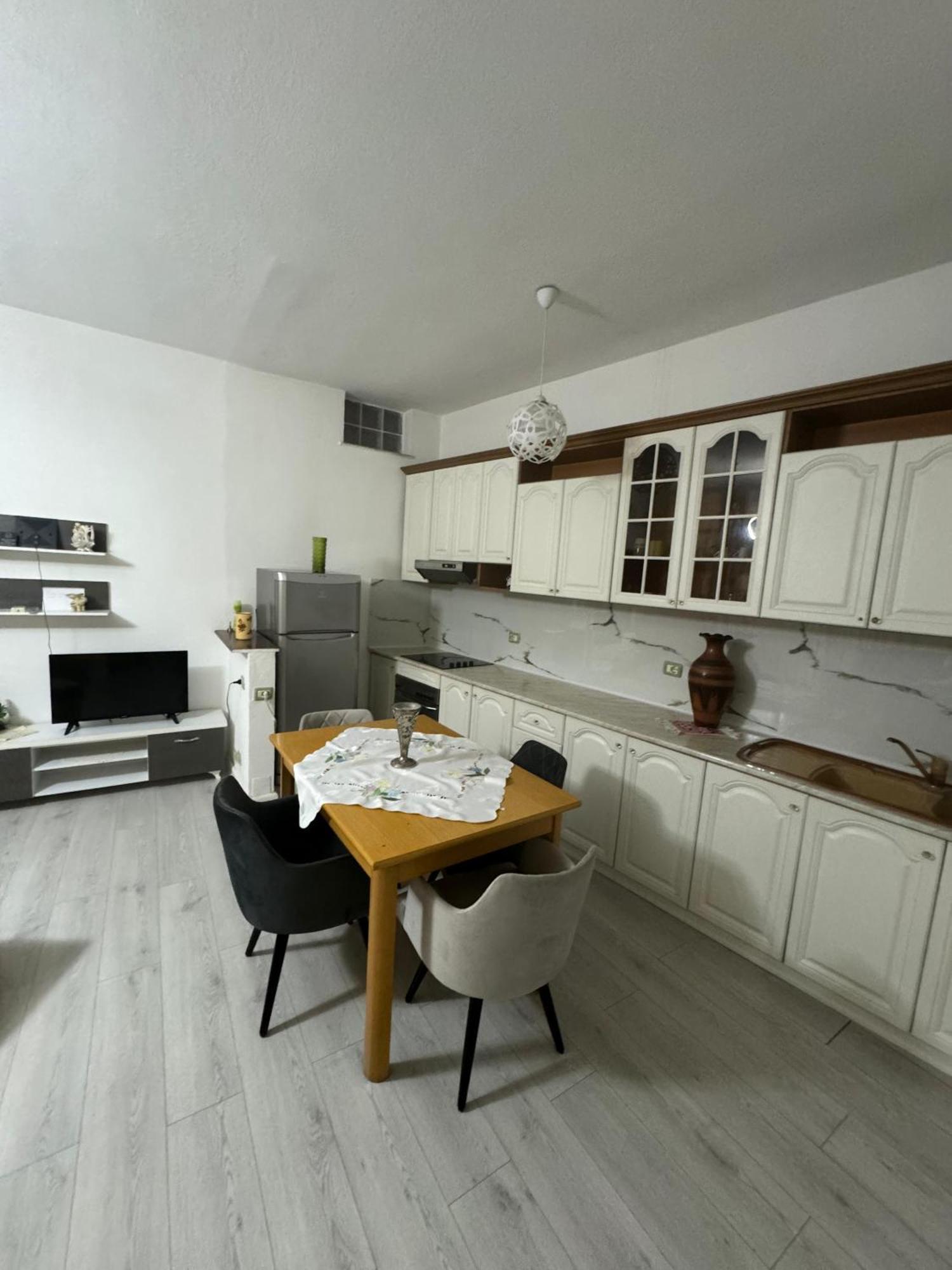 Center Of Tirana Apartment المظهر الخارجي الصورة